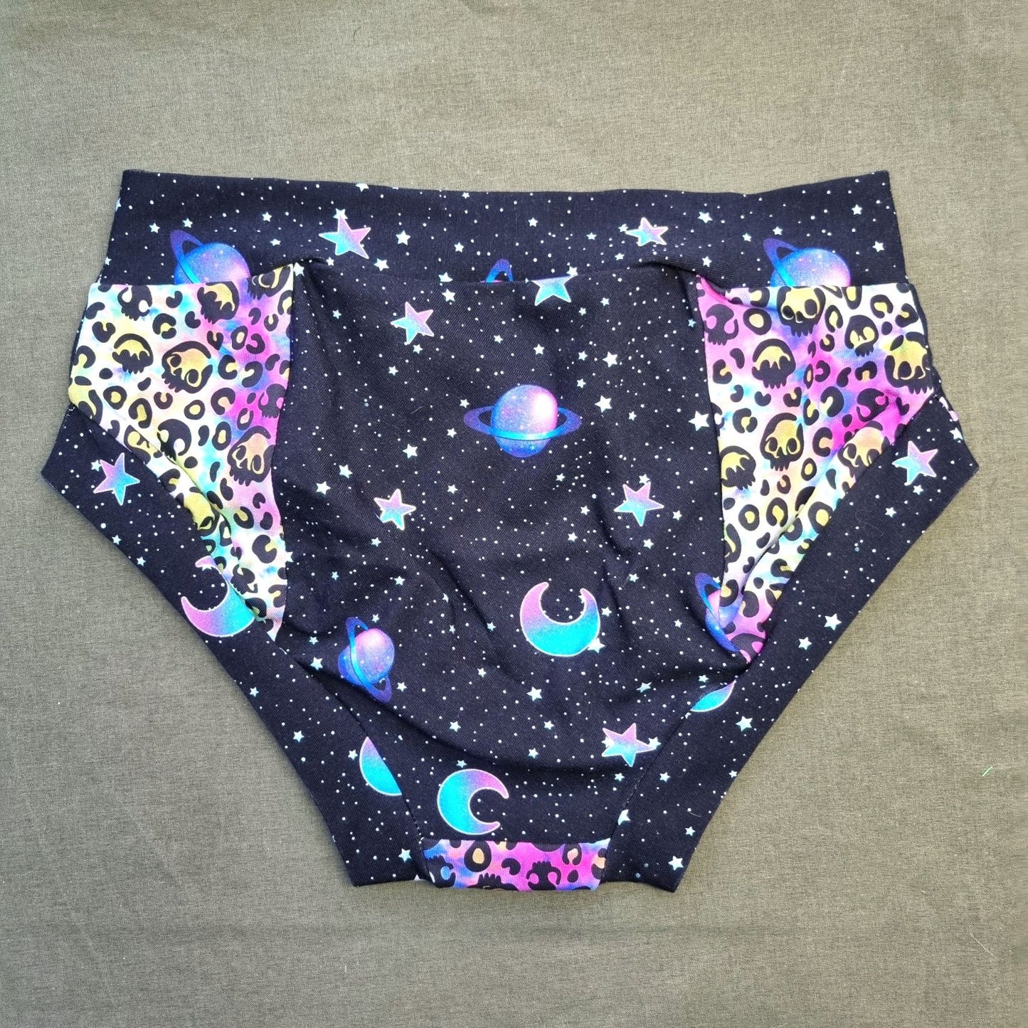 Scrappy Briefs - Small