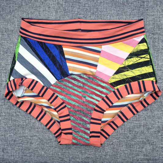 Scrappy Big Pants - L