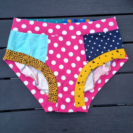 Scrappy Briefs - Spots- Large