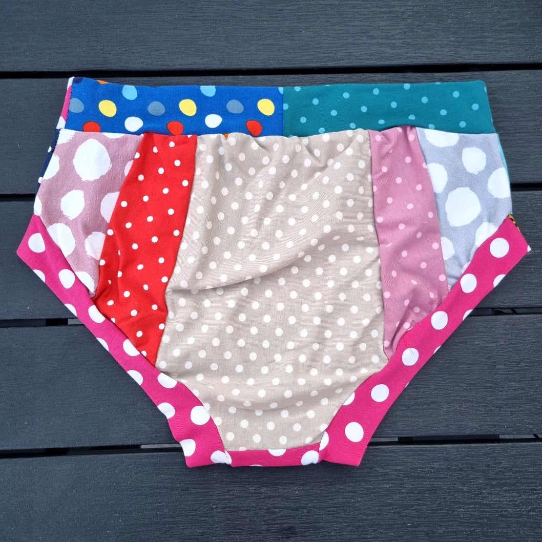 Scrappy Briefs - Spots- Large