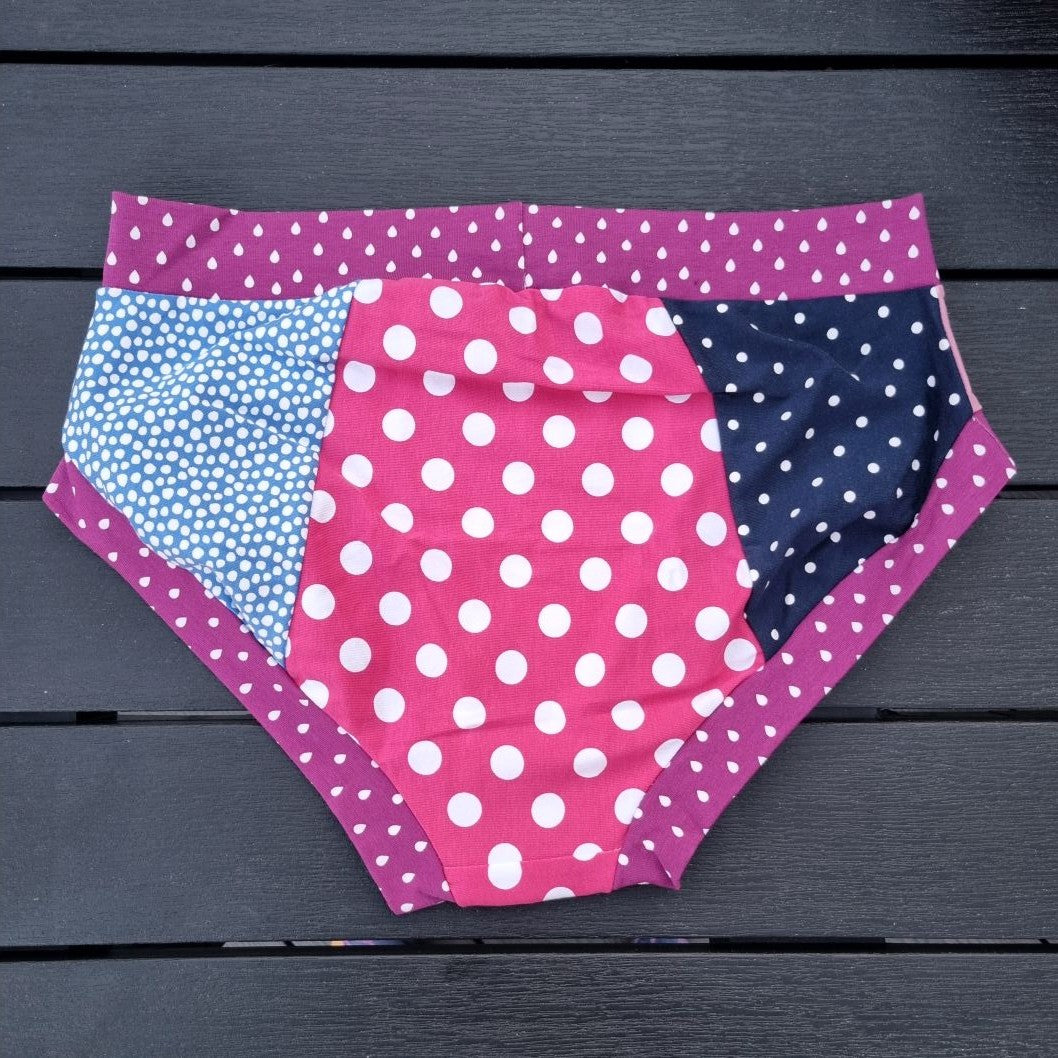 Scrappy Briefs - Spots - XLarge