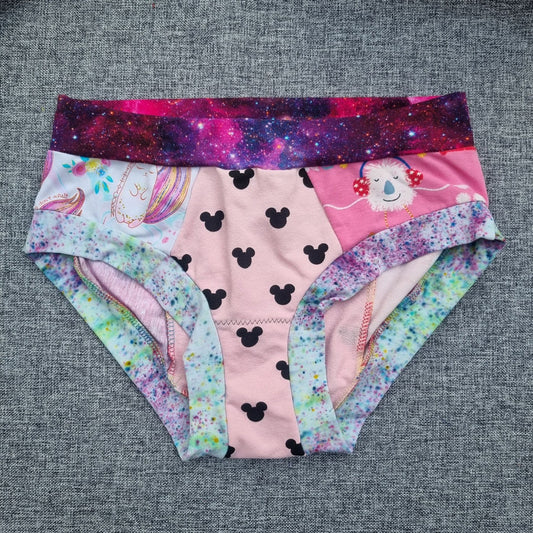 Scrappy Briefs - Medium