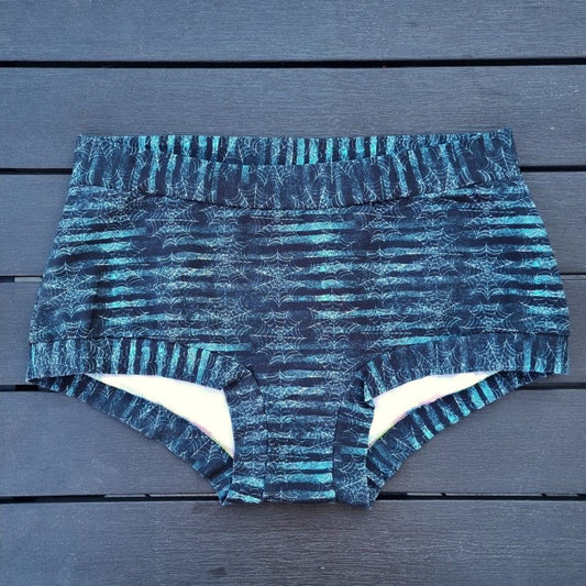 Shorts - Cobweb Stripes