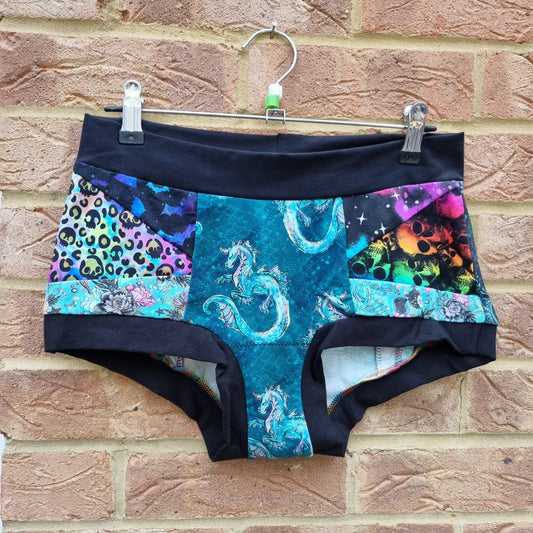 Scrappy Shorts - Large