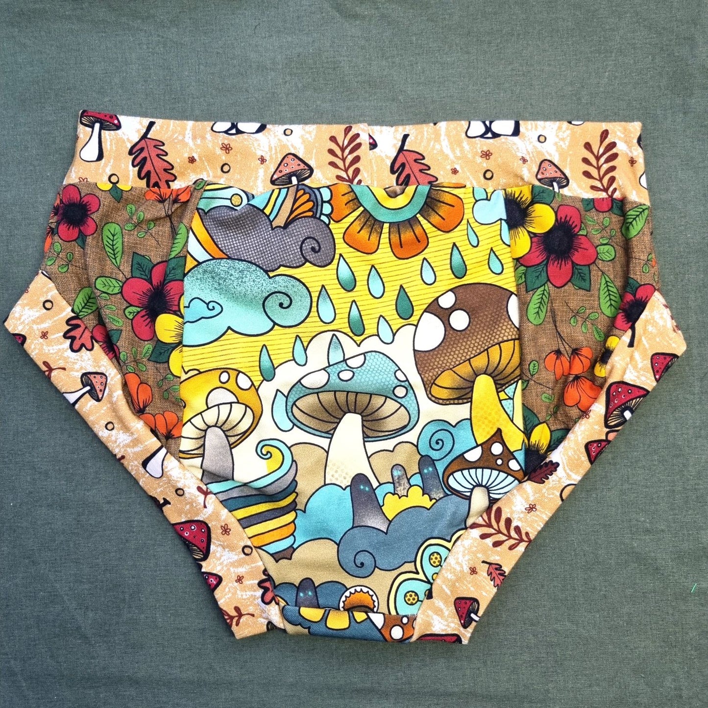 Scrappy Briefs - Small