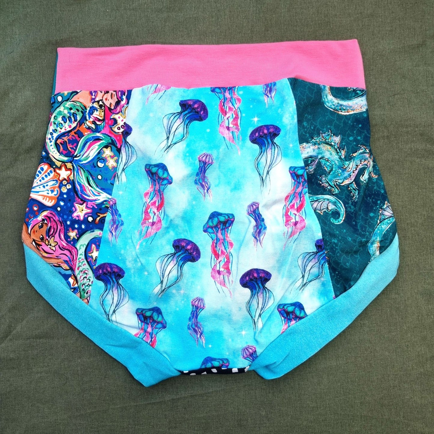 Scrappy Big Pants - Small