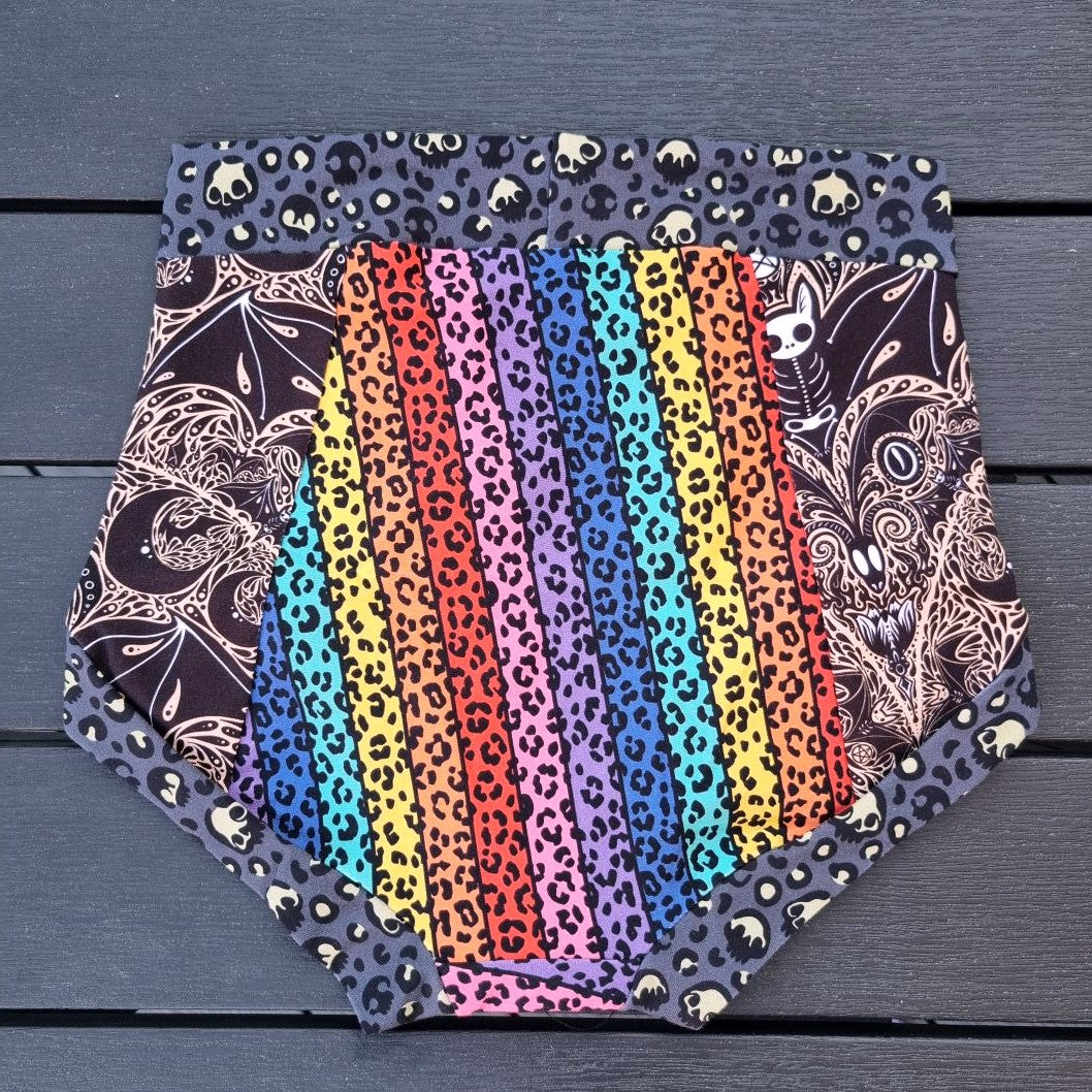 Scrappy Big Pants - Small
