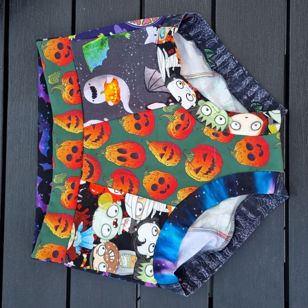 Scrappy Big Pants - Medium