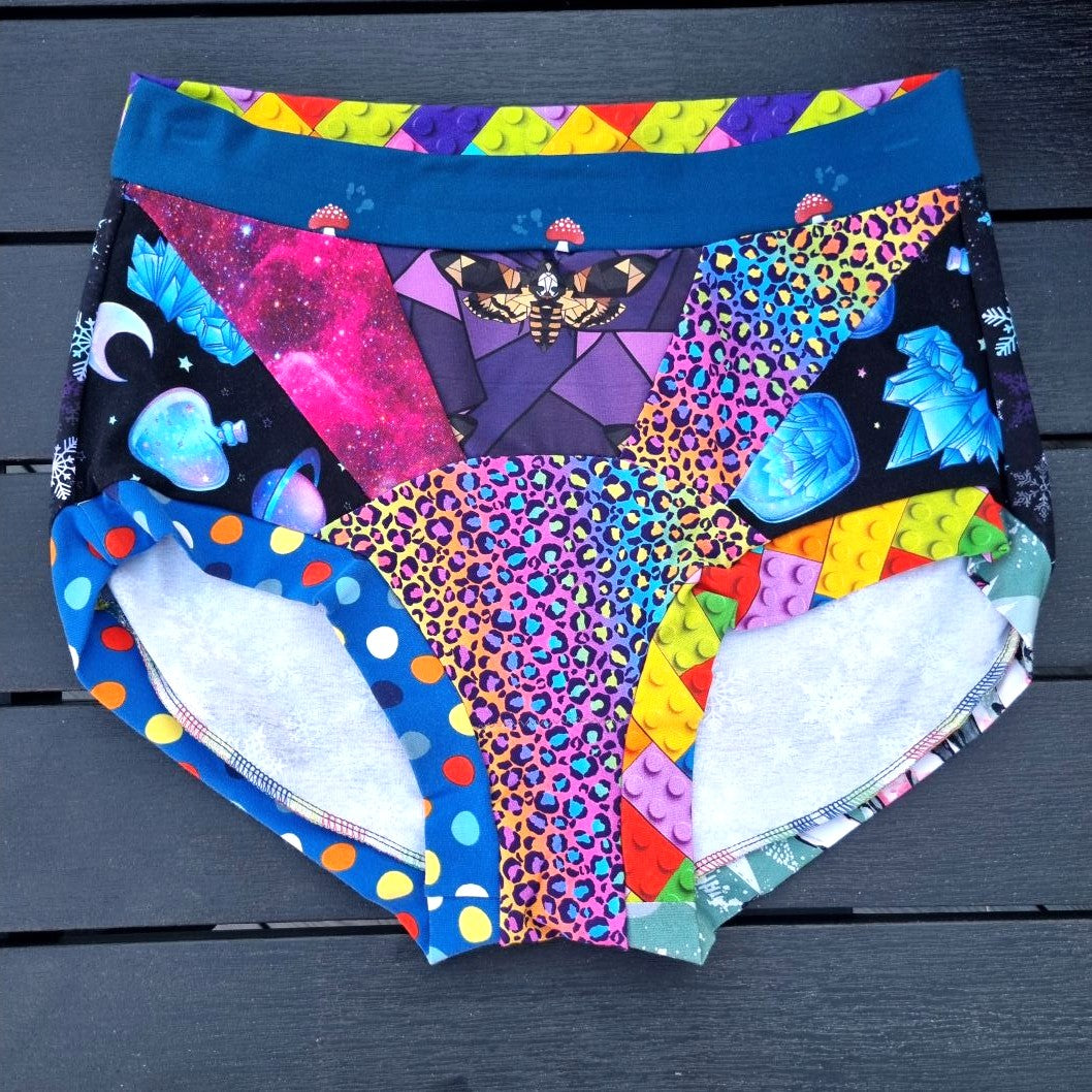 Scrappy Big Pants - XLarge