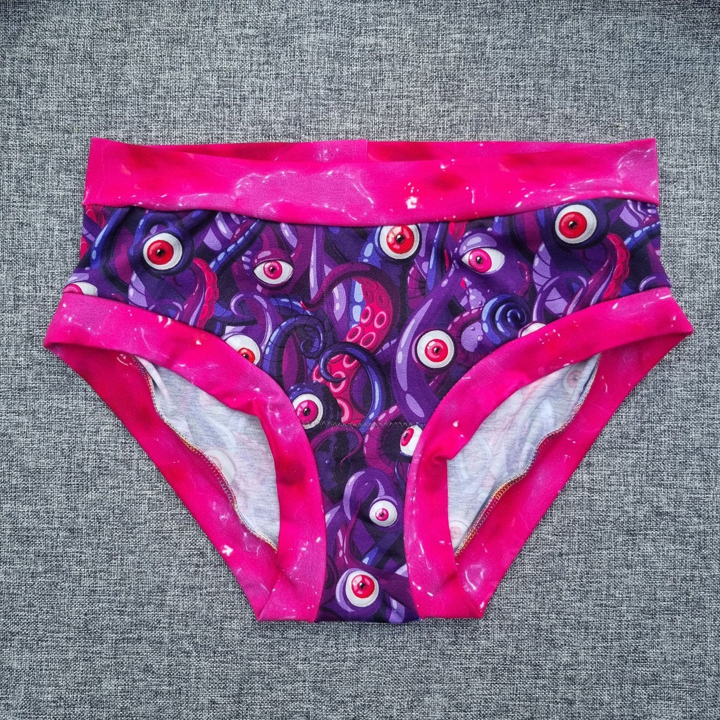 Briefs - Eyeballs
