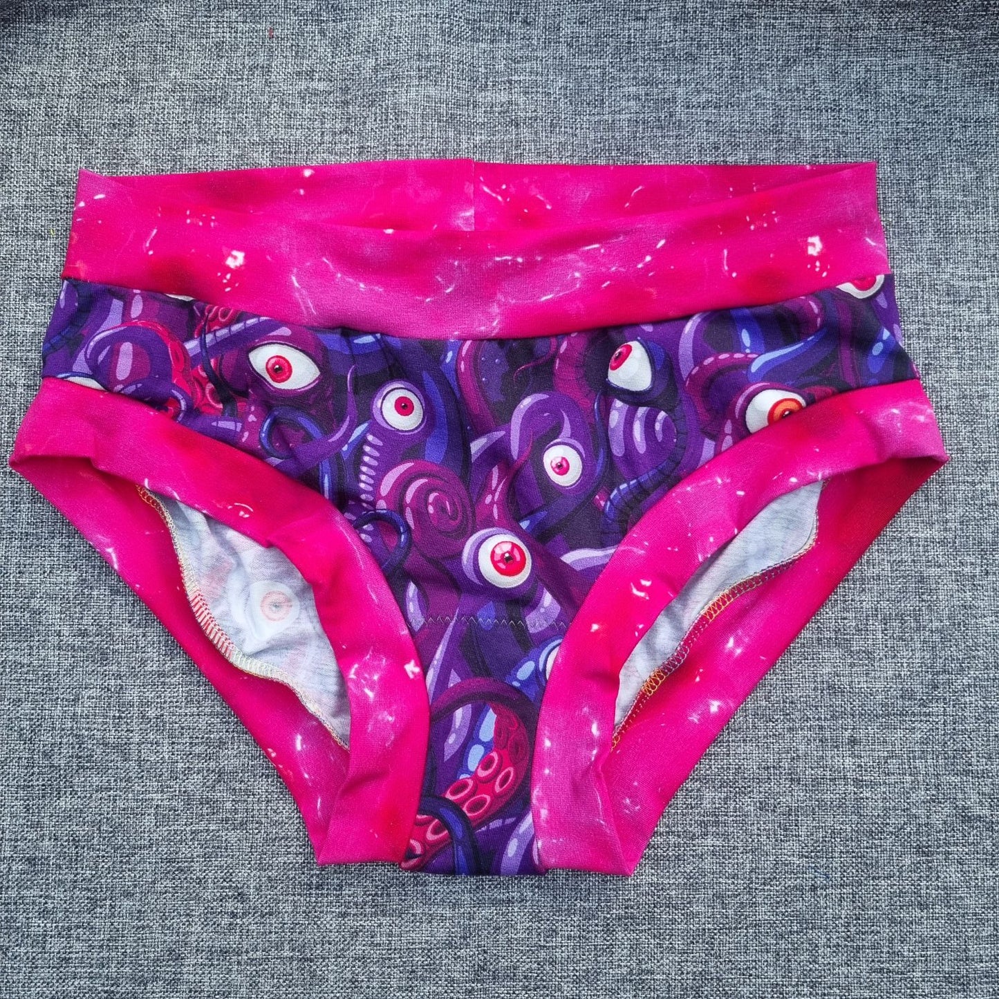 Briefs - Eyeballs