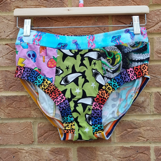 Scrappy Briefs - Medium