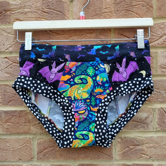 Scrappy Briefs - Medium